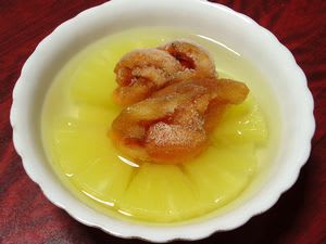biwa205.jpg: 冷凍びわと缶づめパイナップル