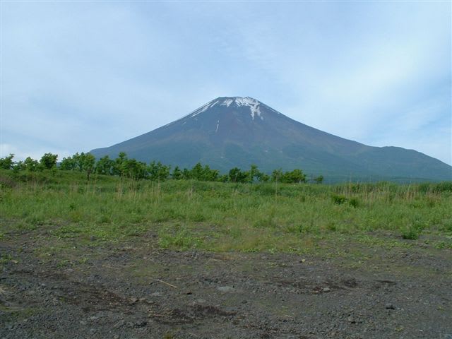 北富士演習場 河口湖から見た富士山 Mt Rainer S Cafe