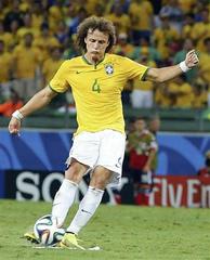 ブラジルw杯 ブラジルが南米対決を制すも ネイマールが脊椎骨折 日刊魔胃蹴