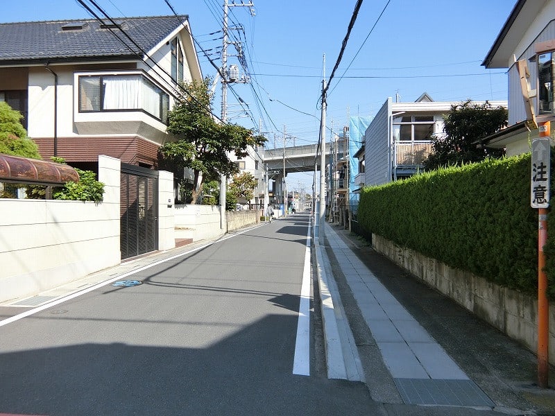 南区鹿手袋から中浦和駅まで 咲いた万歩