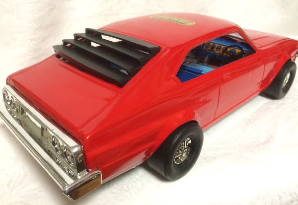 イチコー製ブリキ玩具 日産スカイライン ２０００ｇｔ ｅ 車の形をした煙草入れ ブリキのおもちゃ 玩具 と自動車グッツのコレクション