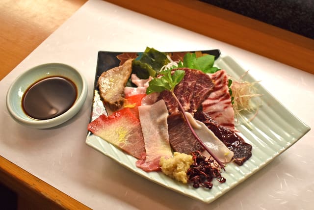 ごちそう館 紀文 和歌山市 で クジラ料理を満喫 Tetsudaブログ どっぷり 奈良漬