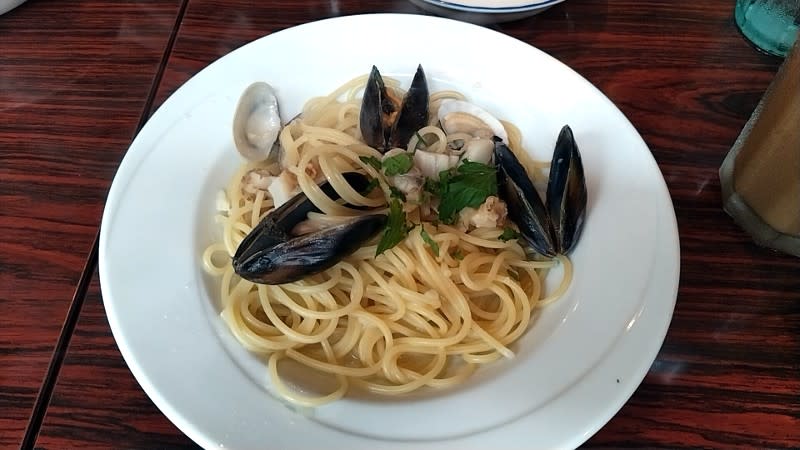 アルモメント:貝類のスパゲティ