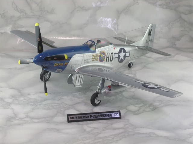 タミヤ 1/32 《ノースアメリカン P-51D MUSTANG マスタング》 【完成品