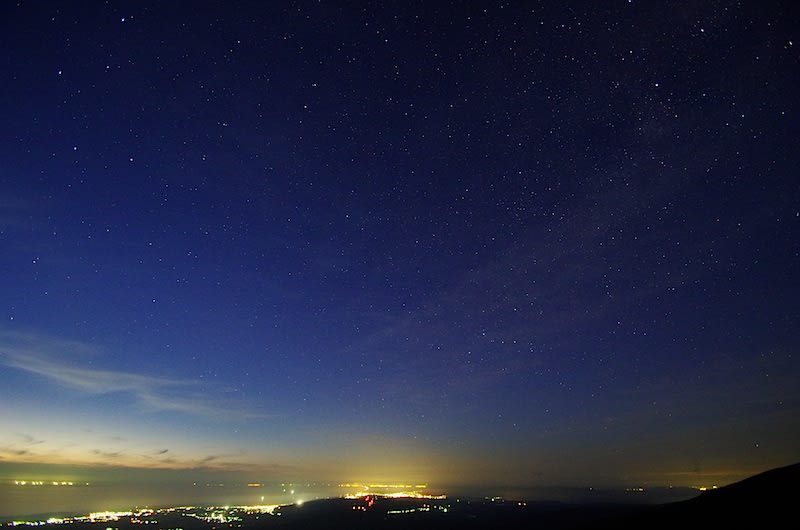 鳥海山 5合目鉾立から夜景 鳥海山のある風景 鳥海山 5合目鉾立から夜景 鳥海山のある風景