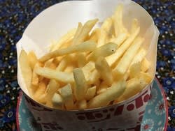 ポッポのフライドポテト せんじのこれを食った洞 ポッポのフライドポテト せんじのこれを食った洞