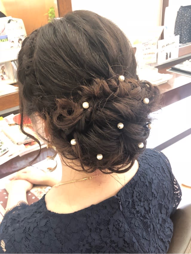 ヘアセット 編み込み アップ ロング Leopard Hair Style Blog 千葉みなとにある女性スタッフのみの美容室レオパードヘアスタイルブログ