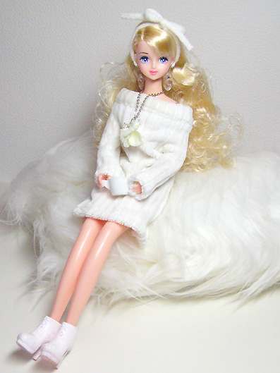 白ニット 苺 蝶 白ニット 苺 蝶