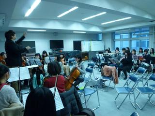 奈良女子大学附属中等教育学校器楽部 オーケストラ と高円高校音楽科有志 チェロ奏者の憂鬱