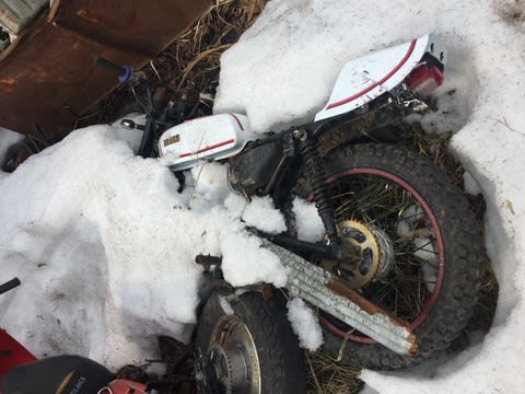 解体屋さんにバイクが入ったと コンロッド函館 函館山sp