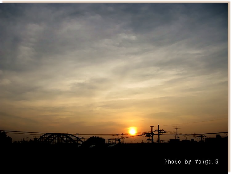 夜明け　神奈川県川崎市多摩区・登戸の日常風景写真