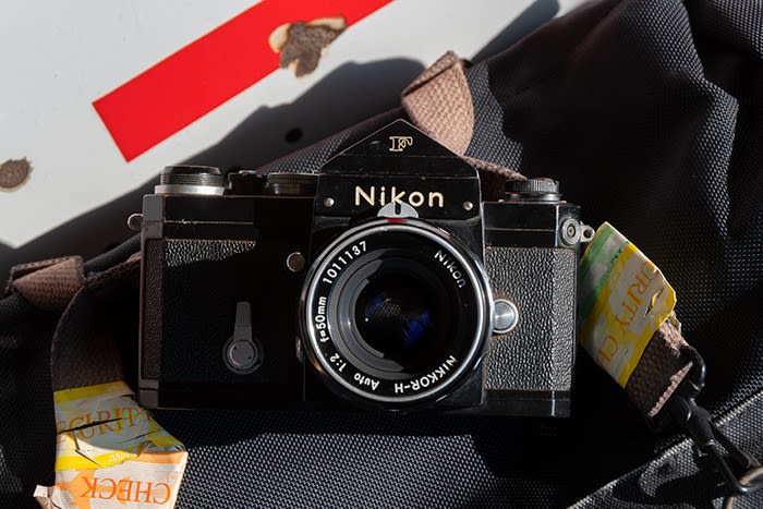 今度は黒いニコンF アイレベルを衝動買い(苦笑) - 鉄風味な写真日記