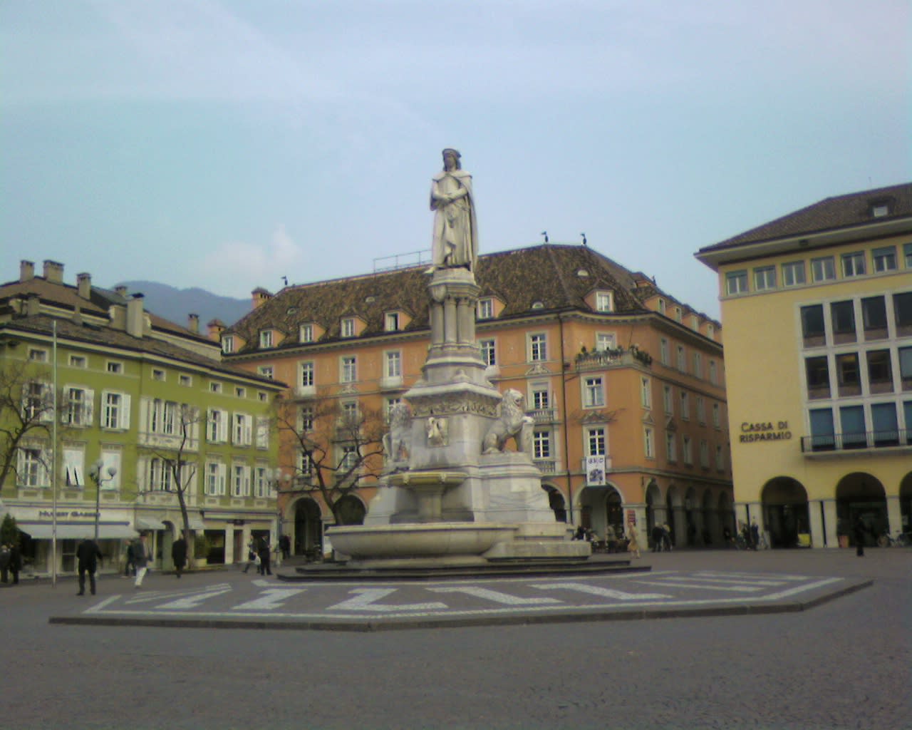 ボルツァーノ Bolzano Bozen 北イタリア生活