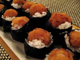 It fixed some tenmusu for dinner.