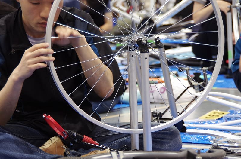 自転車整備資格 車輪の振れ