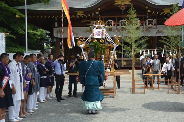 御神輿の起源 座間郷総鎮守 鈴鹿明神社ブログ 社務日記