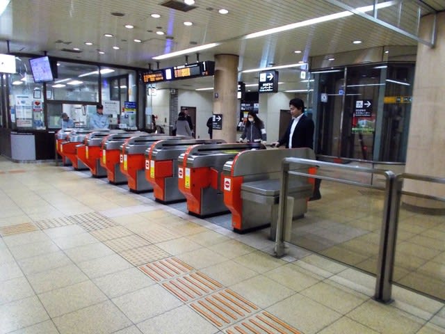 祇園駅 福岡市地下鉄空港線 観光列車から 日々利用の乗り物まで