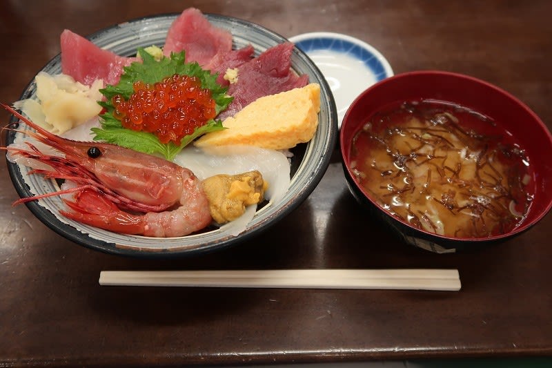 海鮮丼 那珂湊おさかな市場 魚一 めいすいの写真日記