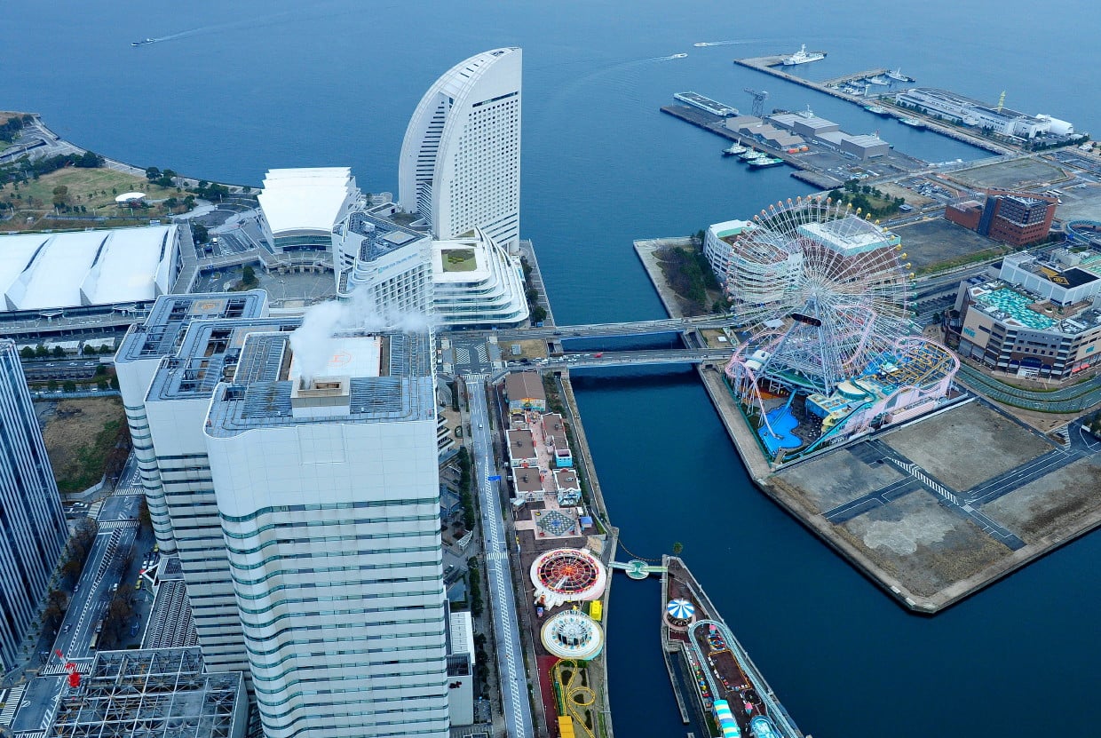 ランドマークタワーの上から見たとても大きな大都会横浜 写真ブログ ずバッと 今日の１枚