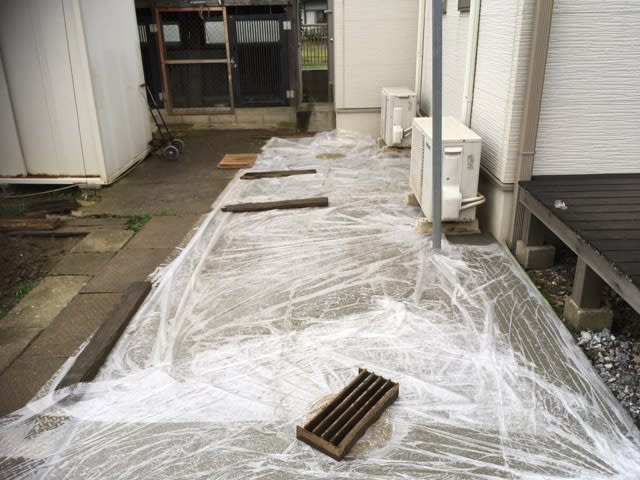 雨の中で29平米のコンクリート打設作業 茨城 利根 中古住宅を Diy でリノベイションしよう ホームインスペクター S 匠レポート