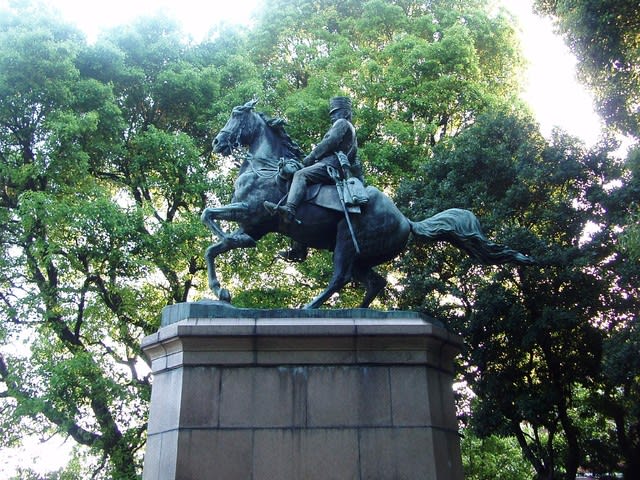 葵から菊へ＆東京の戦争遺跡を歩く会The Tokyo War Memorial Walkers