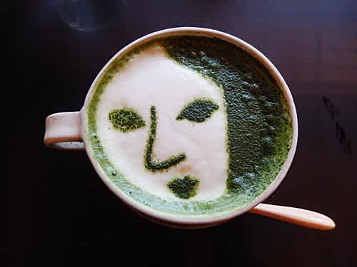 京都 2 世界遺産と抹茶ラテアート パソコンに年齢は無い 京都 2 世界遺産と抹茶ラテアート パソコンに年齢は無い