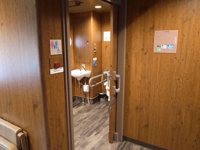 新しい海賊船 ロワイヤル 内覧会 箱根高原ホテルスタッフブログ 新しい海賊船 ロワイヤル 内覧会 箱根高原ホテルスタッフブログ