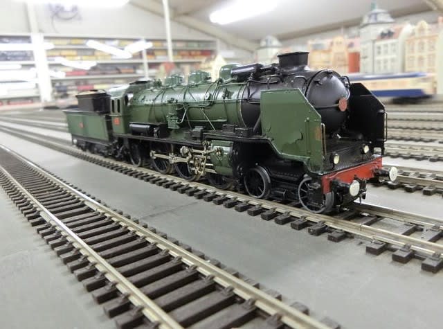 フランス国鉄241P形蒸気機関車