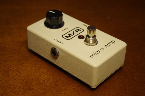 エフェクター　M-133 MXR micro amp