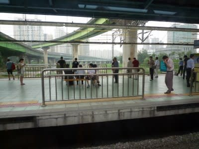 シントリム　駅から見る風景