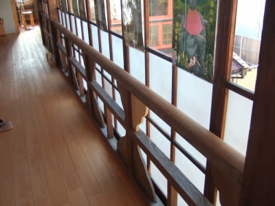 旧すし傳 手摺