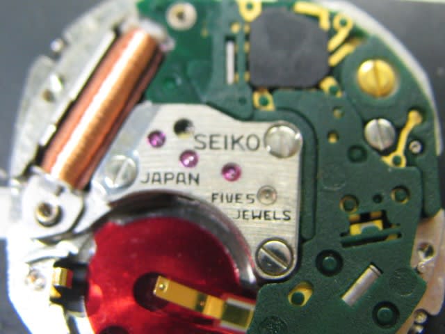 Seikoクオーツ時計とマリオバレンチノのクオーツ時計を修理です 正ちゃんの時計修理ブログ たからや時計店