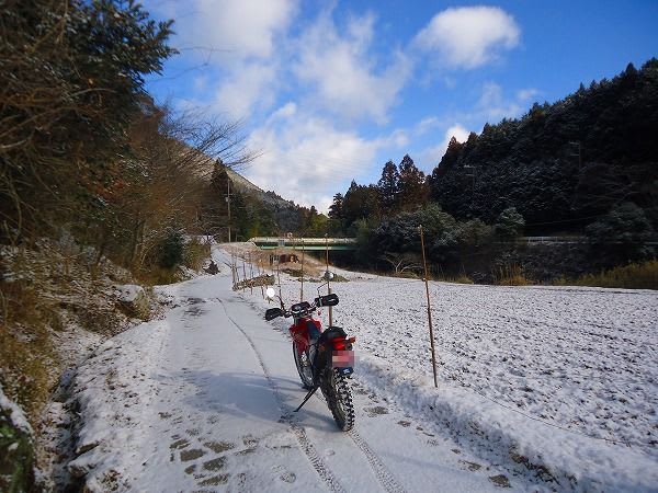 Newブーツで亀岡雪中ラーメンツーリング 秘密基地
