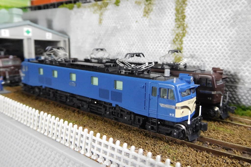 Kato製EF58 上越形ブルーです - わくわくグランディ鉄道ランド