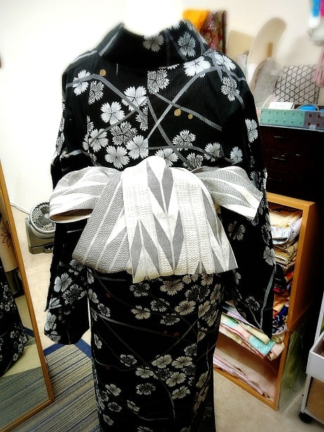 生徒さん達に好評 浴衣 半幅帯結び 角出し 横一文字 かるた 小箱 きもの暮らしがしたいな まったり気楽に楽ちんに