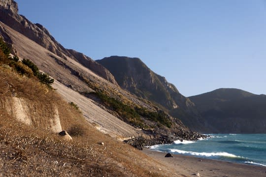 神津島・砂糠山の廃道