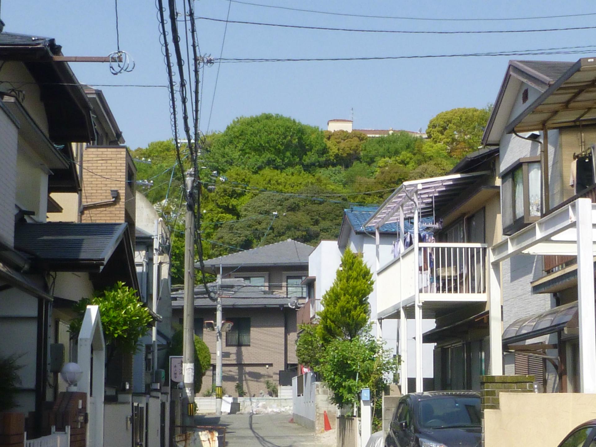 秘密の花園 神戸女学院大学の麗しの学舎を巡り歩く ケルビム Khsでゆくフォトマップブログ 自転車で巡る阪神間の道と街