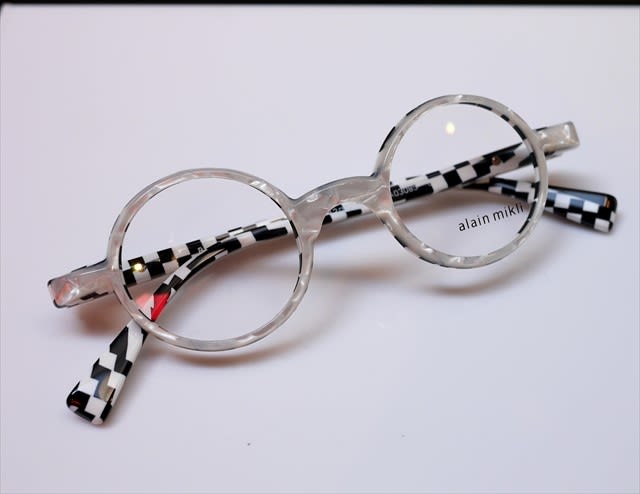 alain mikli ( アラン ミクリ ) の丸眼鏡「 A03085 」に個性あふれる新色が登場です！ -  【2021年9月18日より公式ブログへ移行しました】INSpiRAL （インスパイラル） 成城眼鏡店のブログ