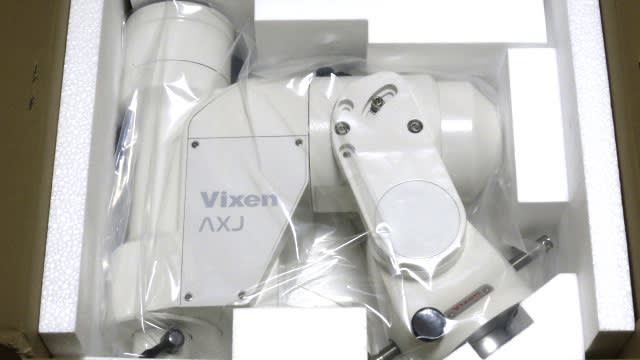 Vixen AXJ Equitorial Mount just arrived - おやじねこの Vixen AXJ Equitorial Mount just arrived - おやじねこの