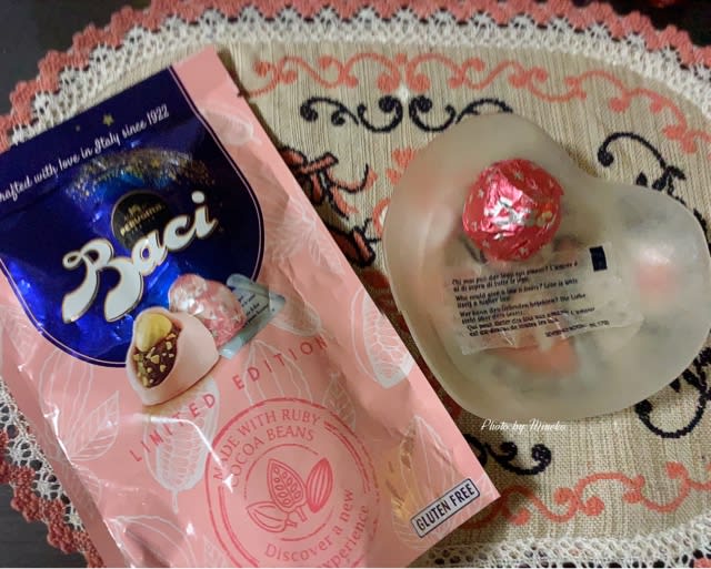 イタリア Baciチョコ限定ルビーチョコレート ピンクバージョンを初めてみた コダワリの女のひとりごと Minettyの旅とグルメ