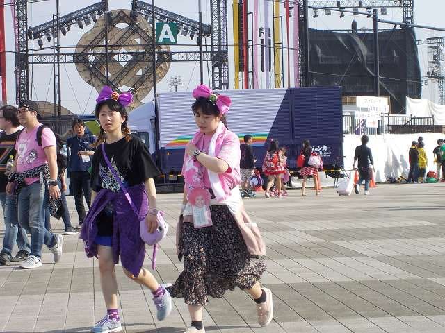 ももクロ春の一大事18 In 東近江市 笑顔のチカラ つなげるオモイ ライブイベント ウォーキング三昧 In 滋賀 ももクロ春の一大事18 In 東近江市 笑顔のチカラ つなげるオモイ ライブイベント ウォーキング三昧 In 滋賀