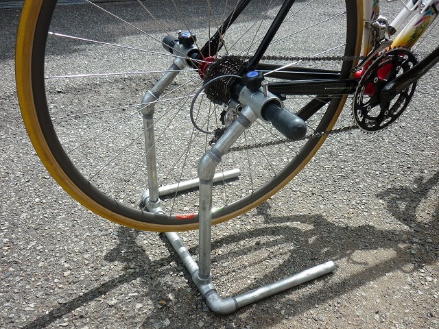 自作ですが 自転車整備台と呼べるのかな - Kinoの自転車日記
