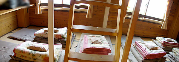 冷池山荘 15人部屋(女性部屋) 冷池山荘 15人部屋(女性部屋)