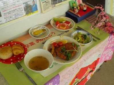 2月日 水 テーブルマナー給食 3年生 西有田中学校 給食紹介