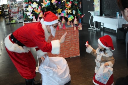 クリスマスイブの イブ って祝祭日の前夜って意味なんですって ねぶた家の人々 ねぶたけのひとびと クリスマスイブの イブ って祝祭日の前夜って意味なんですって ねぶた家の人々 ねぶたけのひとびと