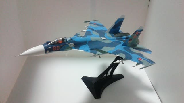 ズベズダ 1/72 Su-33 フランカーD - エアクラフトの新参者