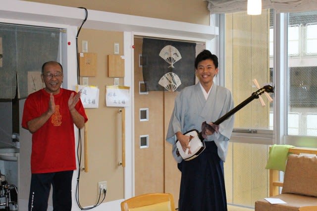 高校生が津軽三味線を演奏してくれました！ - 特別養護老人ホームのむら藤園苑のイベント