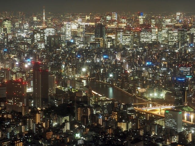 東京スカイツリーからの夜景 高尾暮らし