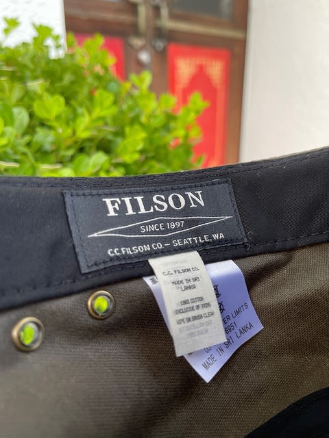 キザじゃなくアメトラなムードを演出してくれるFILSON TIN CLOTH