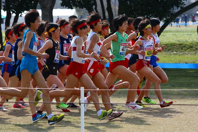 福岡国際クロスカントリー大会の様子です 田川ｒｃ応援団
